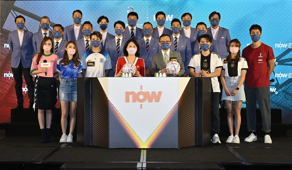 8月 2022